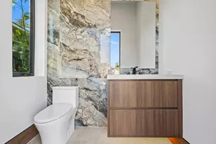 2441 NE 48th Ct, Lighthouse Point, FL 33064 - Photo 20