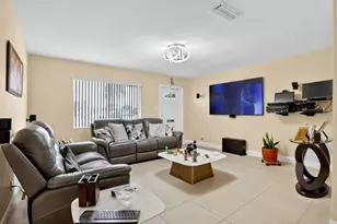 6945 NW 14th St, Margate, FL 33063 - Photo 4