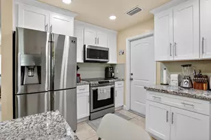 6945 NW 14th St, Margate, FL 33063 - Photo 8