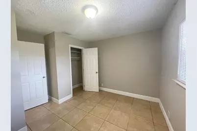 8151 SW 6th Street, North Lauderdale, FL 33068 - Photo 6