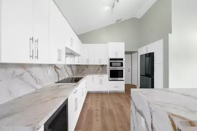 10141 SW 3rd Street, Plantation, FL 33324 - Photo 4