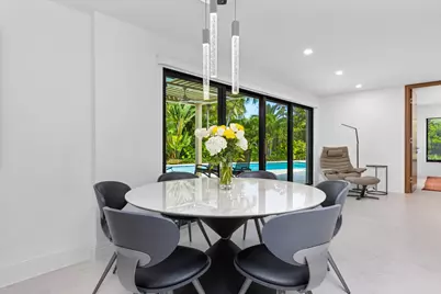 843 NE Mulberry Drive, Boca Raton, FL 33487 - Photo 18