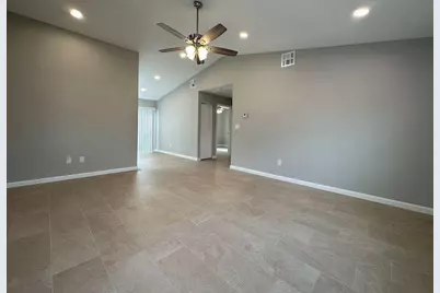 3166 SE Garden Street #3166, Stuart, FL 34997 - Photo 2