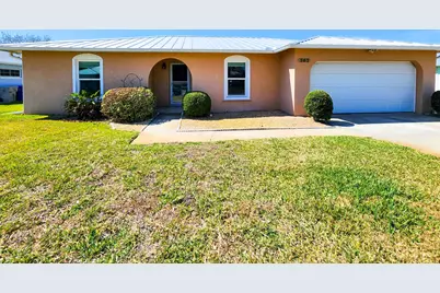 585 24th Avenue, Vero Beach, FL 32962 - Photo 2