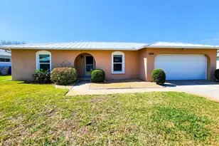 585 24th Ave, Vero Beach, FL 32962 - Photo 2