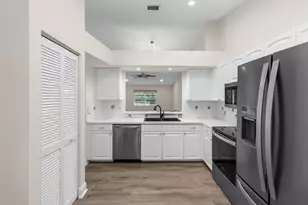 9760 Summerbrook Terrace, Boynton Beach, FL 33437 - Photo 6