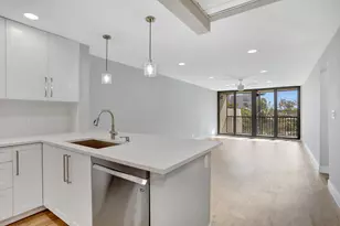 7 Royal Palm Way, Boca Raton, FL 33432 - Photo 6