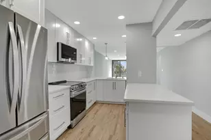 7 Royal Palm Way, Boca Raton, FL 33432 - Photo 4