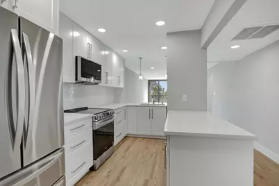 7 Royal Palm Way, Boca Raton, FL 33432 - Photo 4