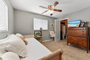 1560 Roy Dr, West Palm Beach, FL 33415 - Photo 20