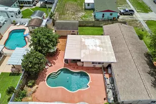 1560 Roy Dr, West Palm Beach, FL 33415 - Photo 46