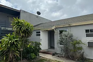 840 Almeria Rd, West Palm Beach, FL 33405 - Photo 2