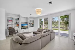 2114 Chagall Cir, West Palm Beach, FL 33409 - Photo 22