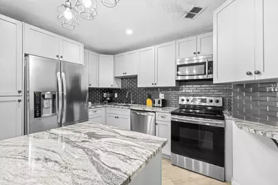 2083 NE Collins Circle #8-100, Jensen Beach, FL 34957 - Photo 12