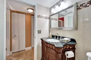 2210 SW 92nd Ter, Davie, FL 33324 - Photo 52