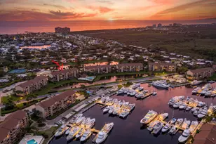 601 Seafarer Cir, Jupiter, FL 33477 - Photo 1