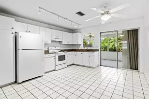 11 Sailfish Ln, Ocean Ridge, FL 33435 - Photo 6