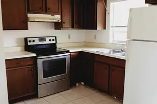 2506 S 30th S St, Fort Pierce, FL 34981 - Photo 2