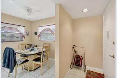 1401 SW 128th Terrace #212h, Pembroke Pines, FL 33027 - Photo 6