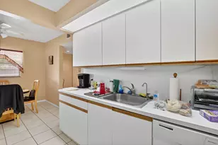 1401 SW 128th Terrace, Pembroke Pines, FL 33027 - Photo 10