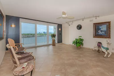 511 Bayshore Drive #707, Fort Lauderdale, FL 33304 - Photo 4