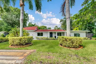 2633 NE 3rd Ave, Wilton Manors, FL 33334 - Photo 1