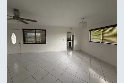 5300 Washington Street #D301, Hollywood, FL 33021 - Photo 2