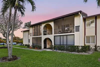 3561 NW Tall Pine Way NW #C2, Greenacres, FL 33463 - Photo 4