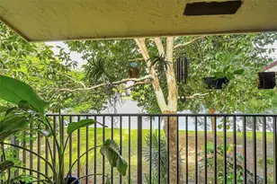 117 Gardens Dr, Pompano Beach, FL 33069 - Photo 10