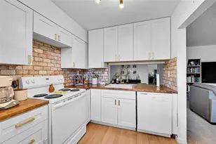 117 Gardens Dr, Pompano Beach, FL 33069 - Photo 8