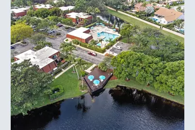 9951 NW 6th Court, Plantation, FL 33324 - Photo 14