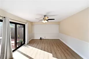 9951 NW 6th Ct, Plantation, FL 33324 - Photo 4