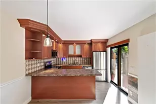 9951 NW 6th Ct, Plantation, FL 33324 - Photo 8