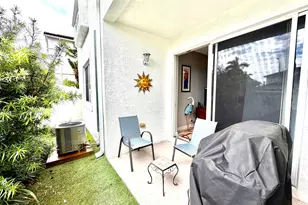 112 Bayfront Dr, Boynton Beach, FL 33435 - Photo 14