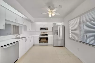 801 SW 141st Avenue #306-o, Pembroke Pines, FL 33027 - Photo 2