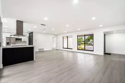 7550 Grandview Boulevard, Miramar, FL 33023 - Photo 4