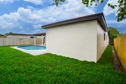 7550 Grandview Boulevard, Miramar, FL 33023 - Photo 46