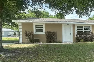 6602 Palomar Pkwy, Fort Pierce, FL 34951 - Photo 2