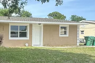 6602 Palomar Pkwy, Fort Pierce, FL 34951 - Photo 2