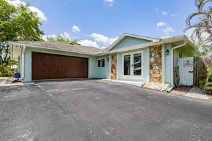 595 45th Ct, Vero Beach, FL 32968 - Photo 2