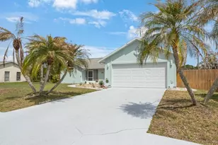 814 Floraland Ave, Sebastian, FL 32958 - Photo 2