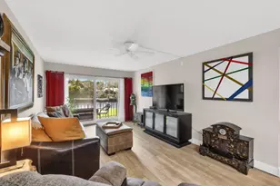 3004 NE 5th Terrace, Wilton Manors, FL 33334 - Photo 10