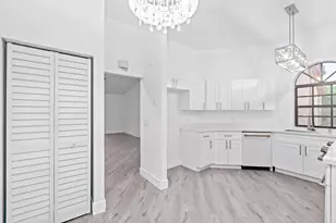 5131 Europa Dr, Boynton Beach, FL 33437 - Photo 8