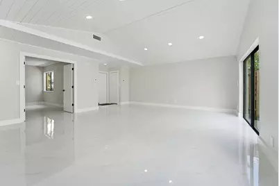 875 NW 22nd Avenue, Delray Beach, FL 33445 - Photo 8