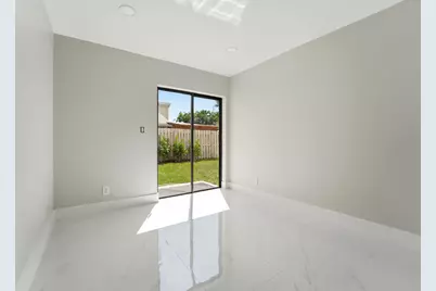 875 NW 22nd Avenue, Delray Beach, FL 33445 - Photo 18