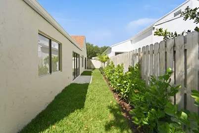 875 NW 22nd Avenue, Delray Beach, FL 33445 - Photo 24