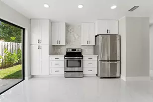 875 NW 22nd Ave, Delray Beach, FL 33445 - Photo 6