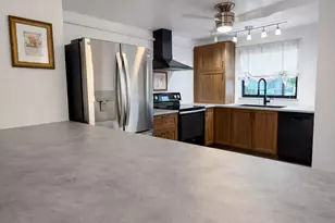 2001 Woolbright Rd, Boynton Beach, FL 33426 - Photo 2