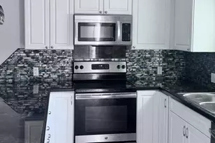 731 46th St, West Palm Beach, FL 33407 - Photo 2