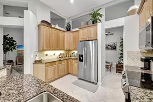 7602 Greenbrier Cir, Port Saint Lucie, FL 34986 - Photo 6